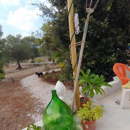 Fascinating Trullo Close To Ostuni Italy Feriehus