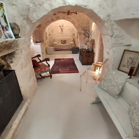 Fascinating Trullo Close To Ostuni Italy Ferienhaus