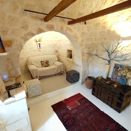 Fascinating Trullo Close To Ostuni Italy Ostuni